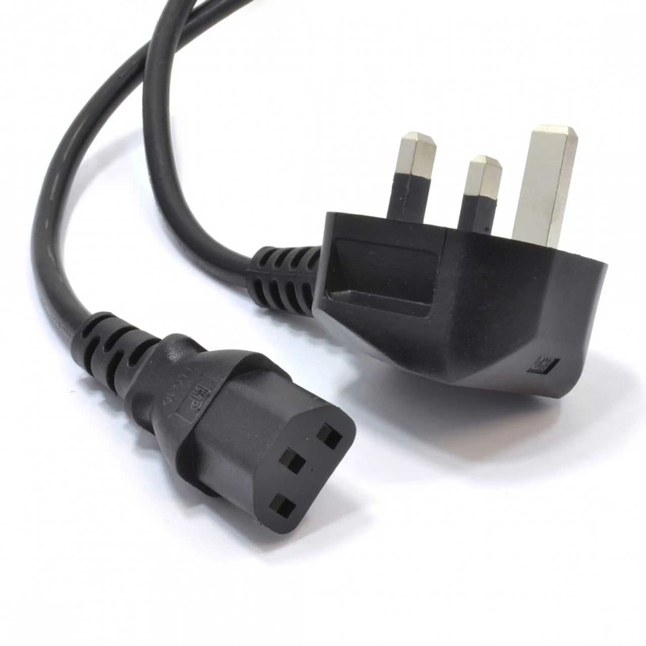 تصویر 1 از کابل برق ارت دار مناسب ایمنی و هدایت جریان زمین